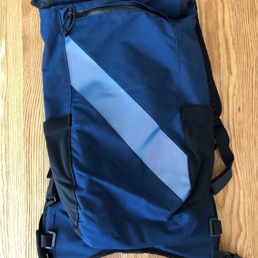 Tracksmith x Mission Workshop: The Mission Backpack